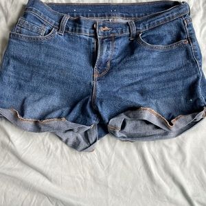 Old Navy the Drew short. Size 4